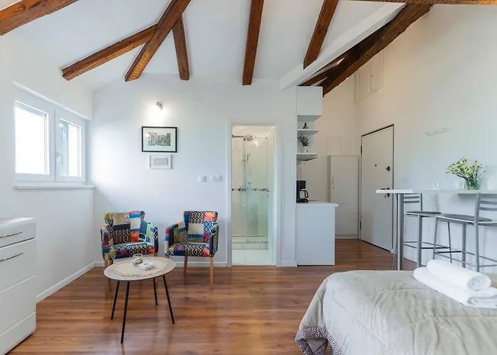 Apartment The Charm