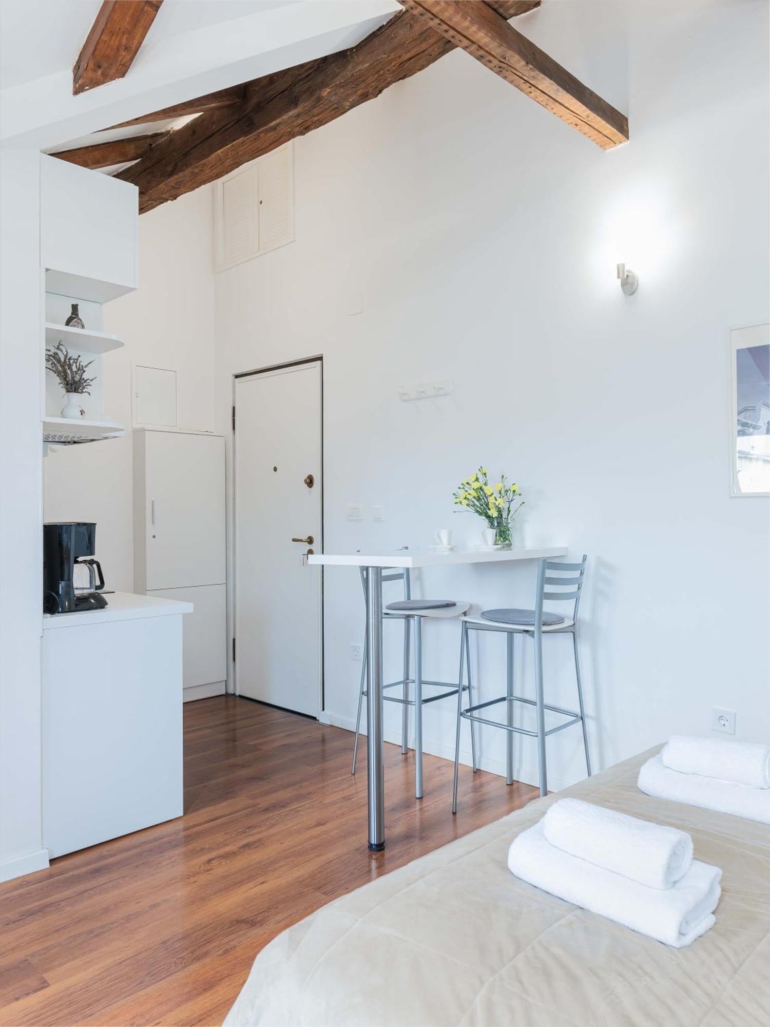 Apartament The Charm